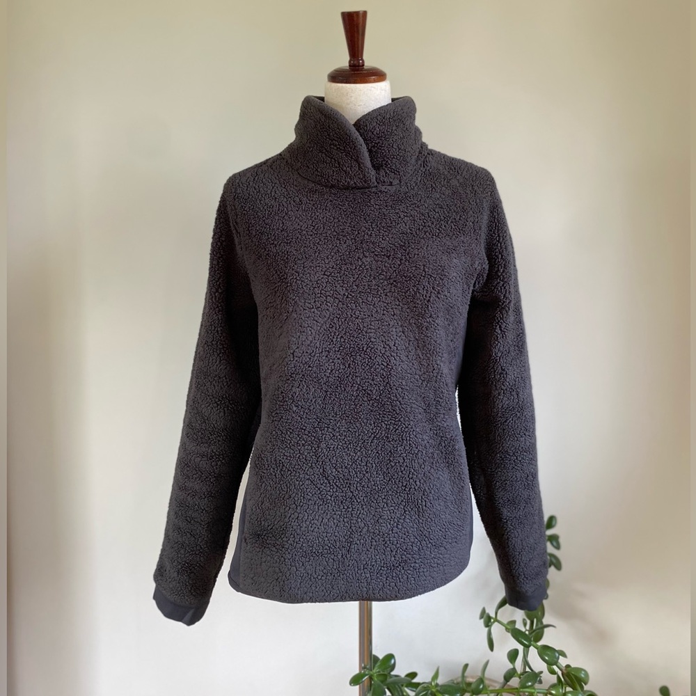 Cozy Brown Women's Turtleneck Sweater